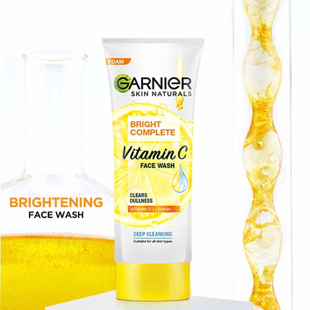 Garnier Bright Complete Facewash with citrus fruit extract